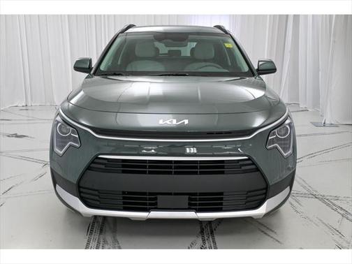 2025 Kia Niro EX