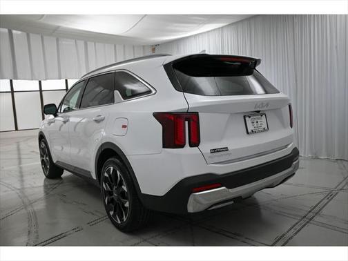 2025 Kia Sorento SX