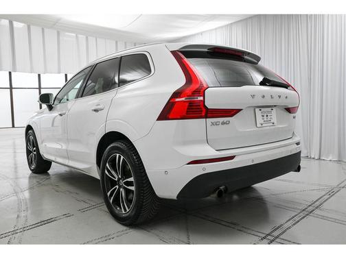 2018 Volvo XC60 T6 Momentum