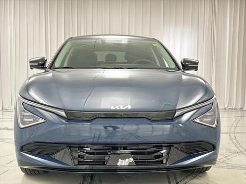 2025 Kia EV6 Wind