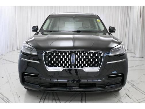 Infinite Black Metallic Clearcoat 2023 Lincoln Aviator Grand Touring AWD