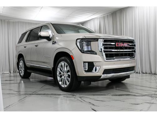 Pearl Beige Metallic 2022 GMC Yukon SLT
