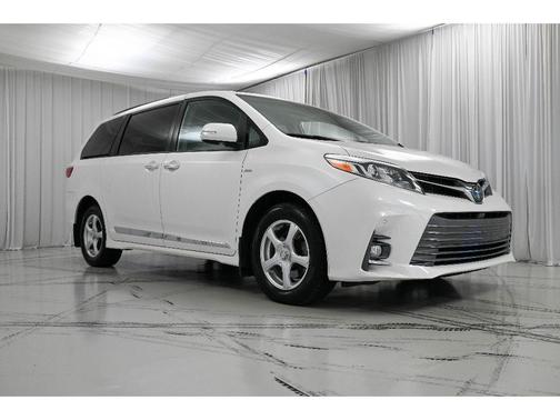 2019 Toyota Sienna Limited
