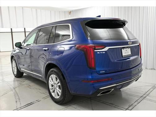 2023 Cadillac XT6 Luxury AWD