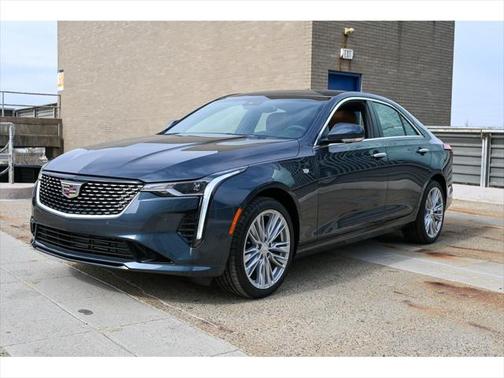 2025 Cadillac CT4 Premium Luxury