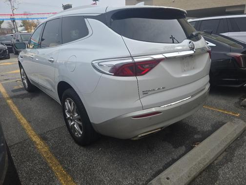 2024 Buick Enclave Essence AWD