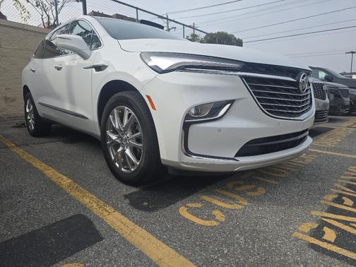 2024 Buick Enclave Essence AWD