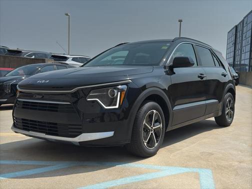 2025 Kia Niro LX