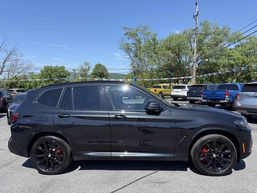 Black 2023 BMW X3 xDrive30i