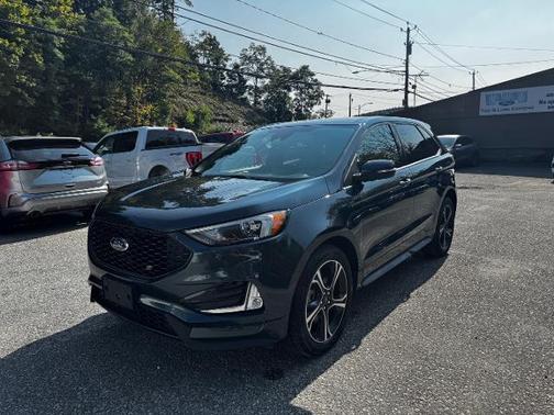 2022 Ford Edge ST