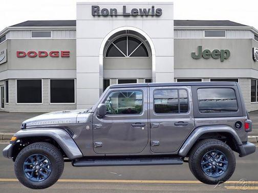 Granite Crystal Metallic Clearcoat 2026 Jeep Wrangler 85th Anniversary