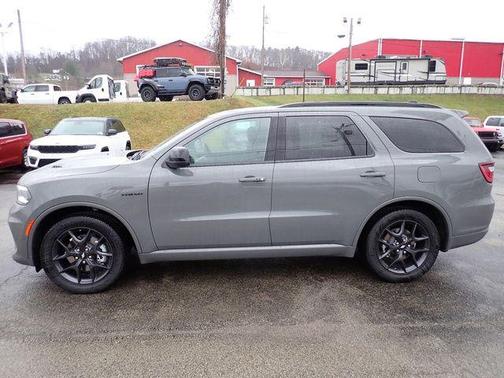 Destroyer Gray Clearcoat 2026 Dodge Durango GT HEMI V8 AWD