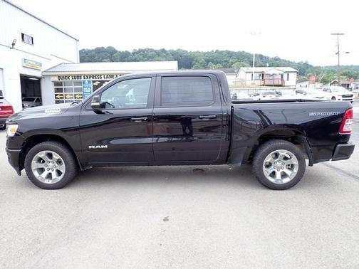 2022 RAM 1500 Big Horn Crew Cab 4x4 57' Box