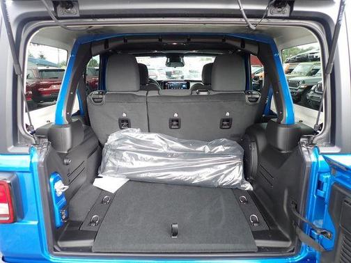 Hydro Blue Pearlcoat 2026 Jeep Wrangler Willys
