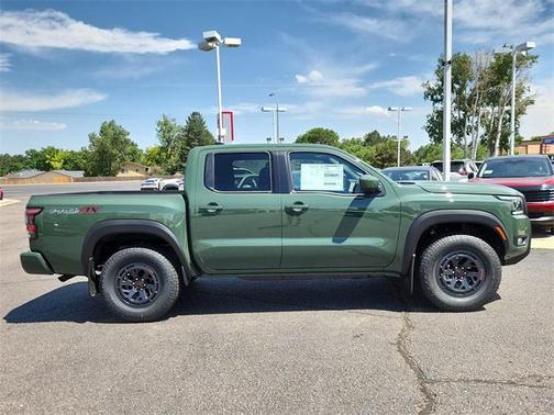 2025 Nissan Frontier PRO-4X