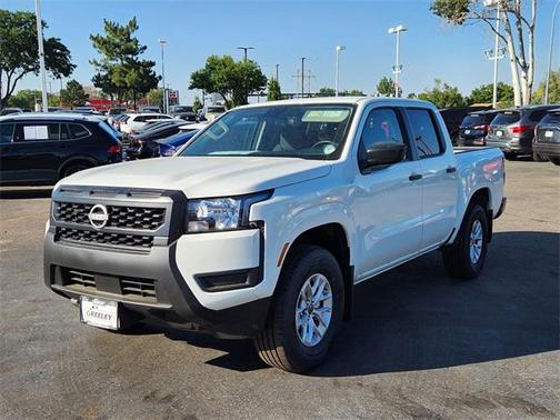 2025 Nissan Frontier S