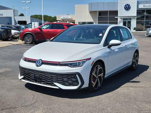 2025 Volkswagen Golf GTI 2.0T SE DSG