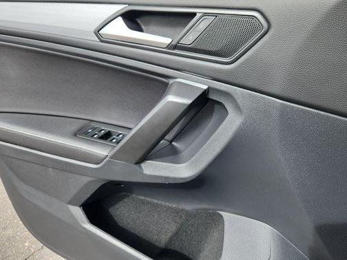 2024 Volkswagen Tiguan 2.0T S 4MOTION