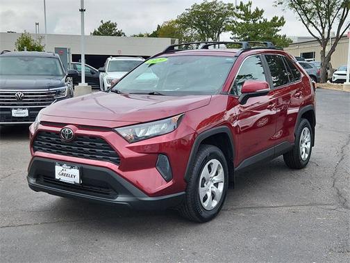 2020 Toyota RAV4 LE