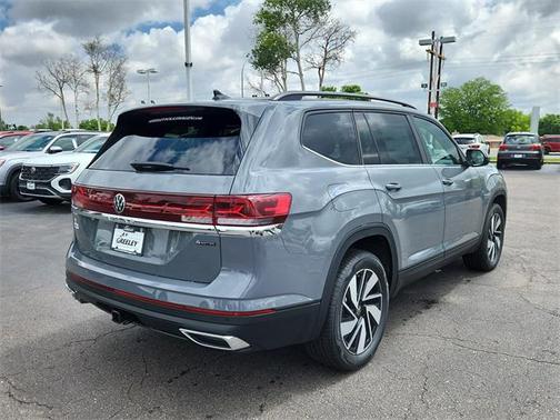 2025 Volkswagen Atlas 2.0T SE w/Technology 4MOTION