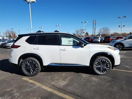 2025 Nissan Rogue Platinum