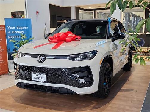 2025 Volkswagen Tiguan 2.0T SE R-Line Black 4MOTION