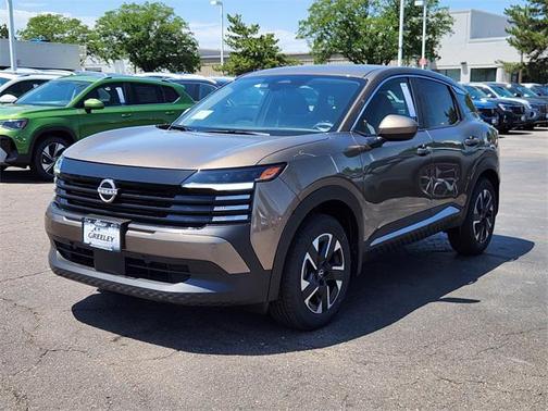 2025 Nissan Kicks SV