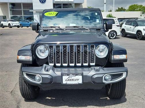 2023 Jeep Gladiator Overland