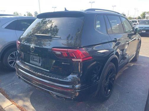 Deep Black 2024 Volkswagen Tiguan 2.0T SE R-Line Black 4MOTION