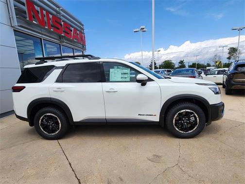 2025 Nissan Pathfinder Rock Creek 4WD