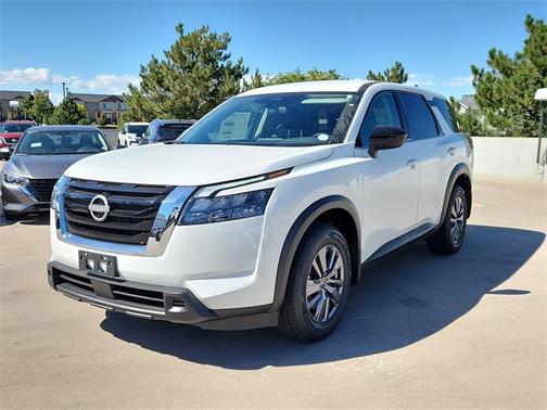 2025 Nissan Pathfinder S 4WD