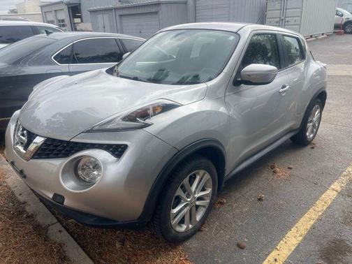 Brilliant Silver 2015 Nissan Juke S