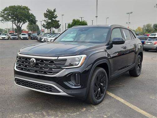 2026 Volkswagen Atlas Cross Sport 2.0T SE w/Technology 4MOTION