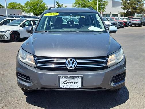 2016 Volkswagen Tiguan S