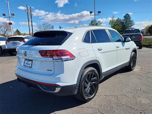 2022 Volkswagen Atlas Cross Sport 3.6L V6 SE w/Technology