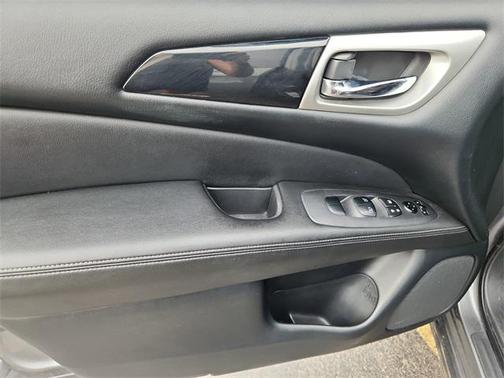 2020 Nissan Pathfinder SV 4WD