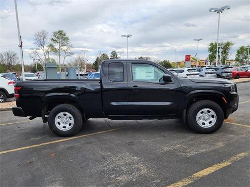 2025 Nissan Frontier S