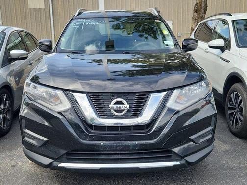 Magnetic Black 2017 Nissan Rogue SV