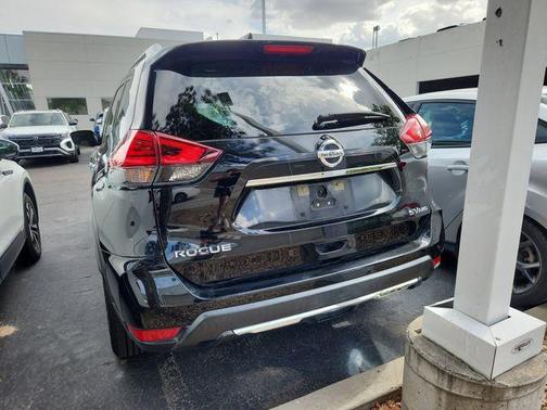 Magnetic Black 2017 Nissan Rogue SV