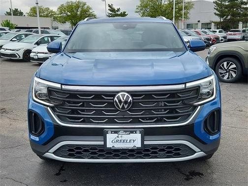 2025 Volkswagen Atlas Cross Sport 2.0T SE