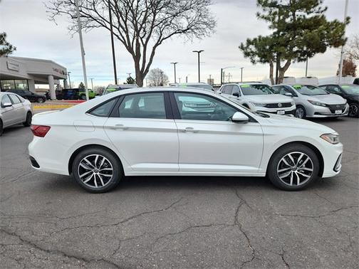 2026 Volkswagen Jetta 1.4T SE