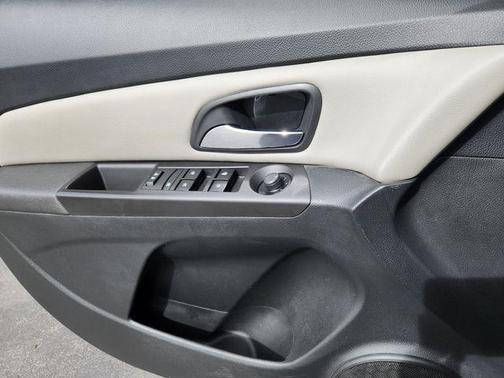 2015 Chevrolet Cruze LS