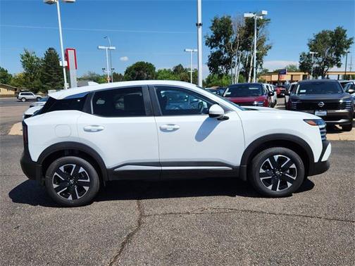 2025 Nissan Kicks SV