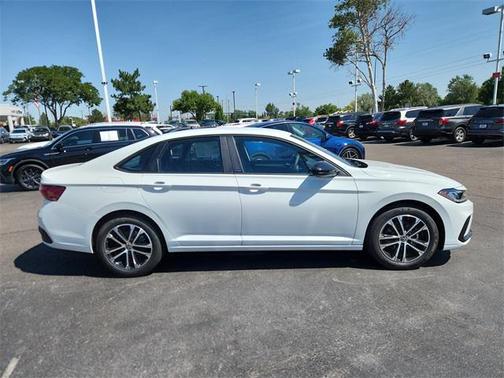 2025 Volkswagen Jetta 1.5T Sport