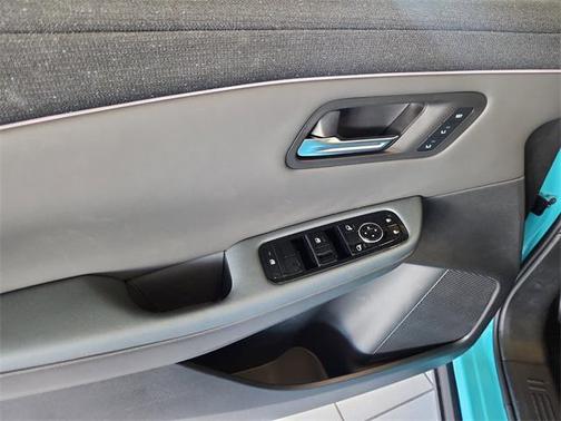 2026 Nissan Leaf PLATINUM+