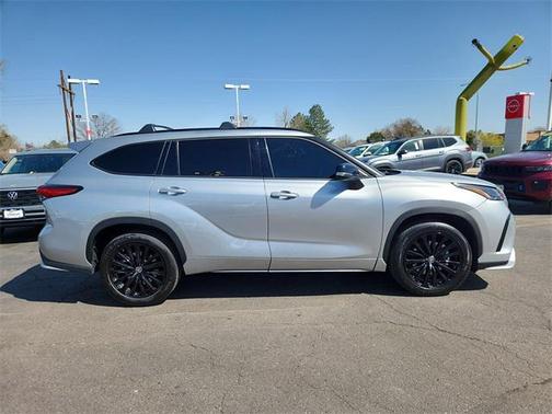 2023 Toyota Highlander XSE