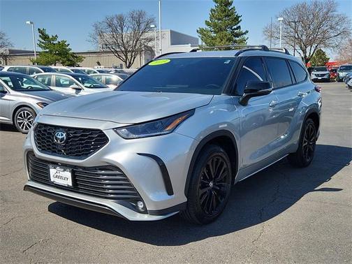 2023 Toyota Highlander XSE