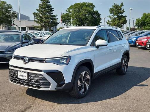 2025 Volkswagen Taos 1.5T SE