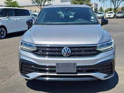 2022 Volkswagen Tiguan 2.0T SE R-Line Black 4MOTION
