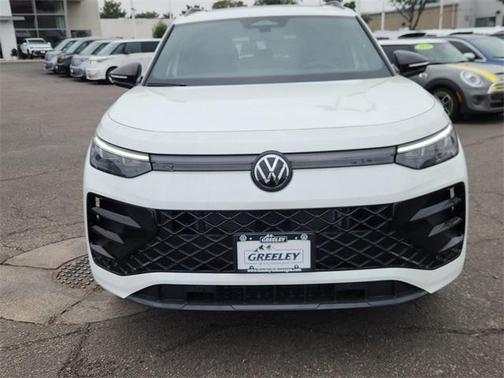 2025 Volkswagen Tiguan 2.0T SE R-Line Black 4MOTION